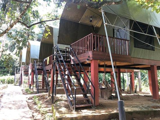 360 Rainforest Deniyaya Exterior photo
